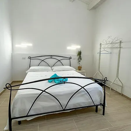 Bed & Breakfast Dimora Orru - Uva *